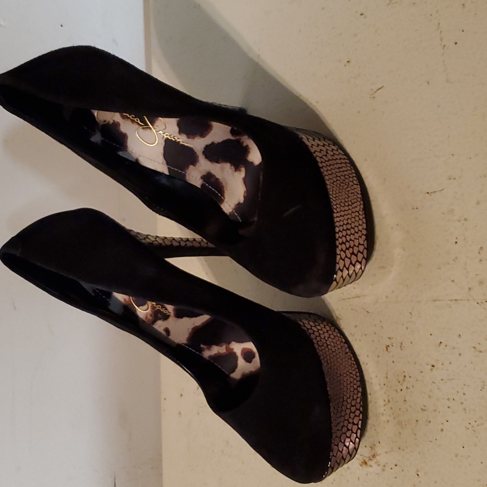 Jessica Simpson stiletto heels